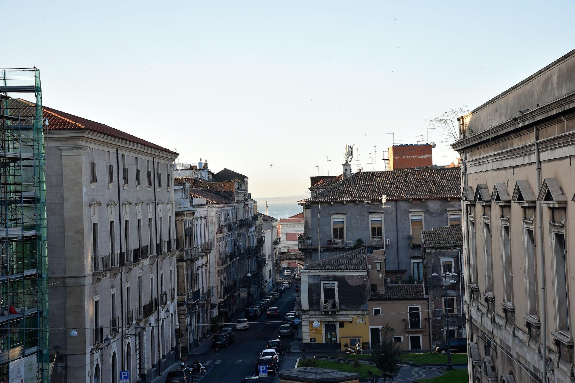 B&B Al Teatro Massimo CTA Eksteriør billede