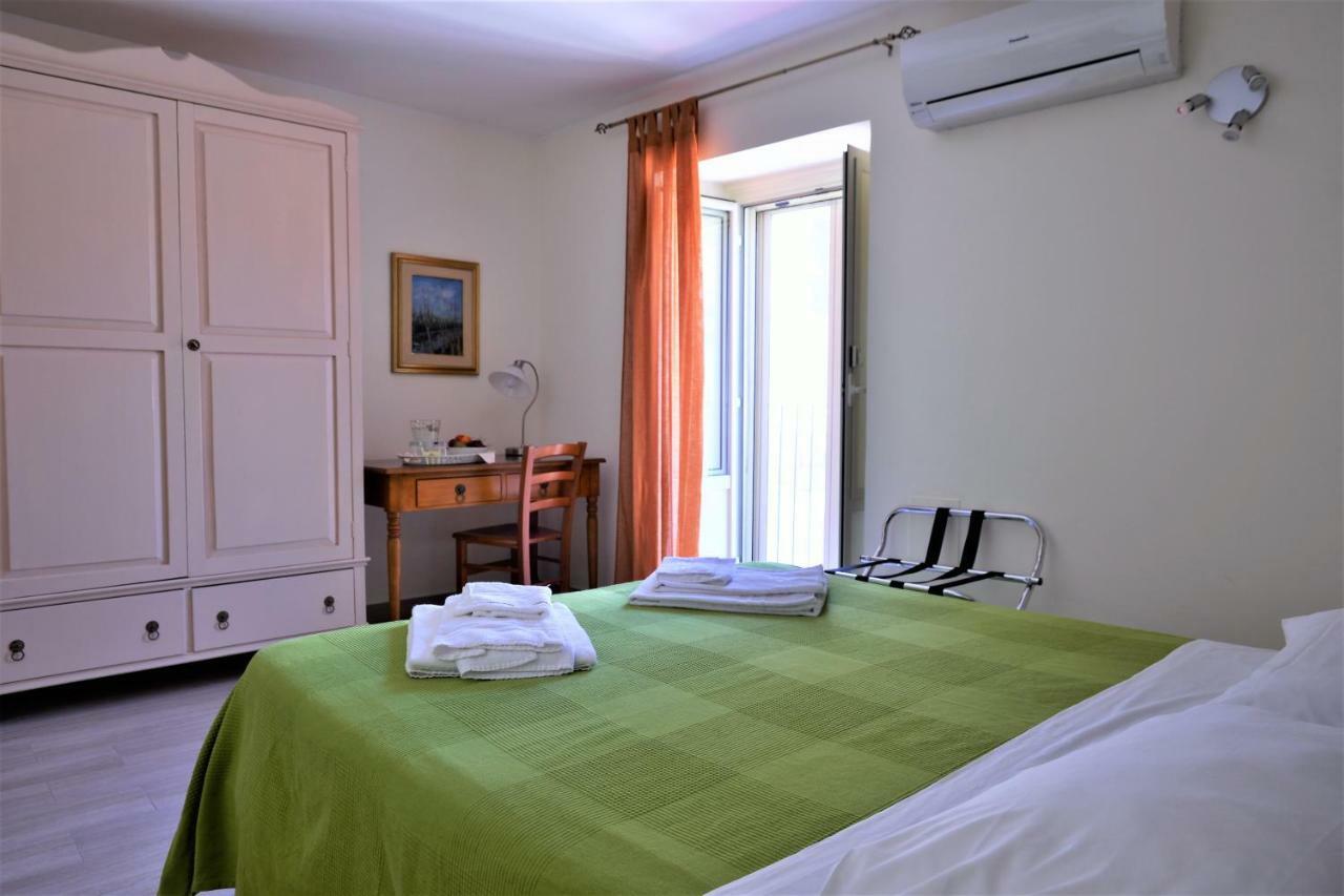 B&B Al Teatro Massimo CTA Eksteriør billede